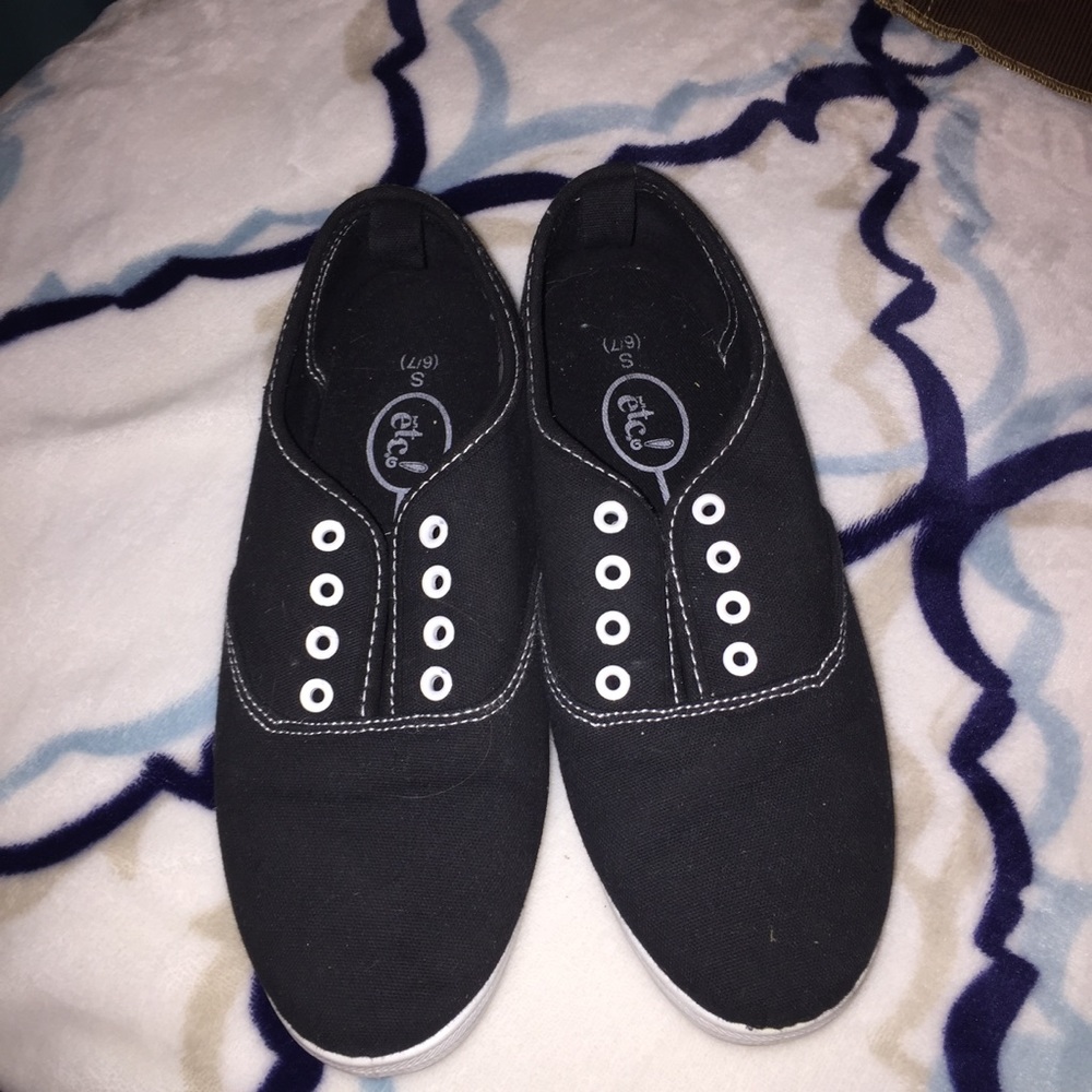 Rue21 canvas shoes
